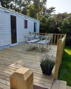 Bungalow de 3 chambres avec vue sur la mer et jardin clos a Reville, Réville